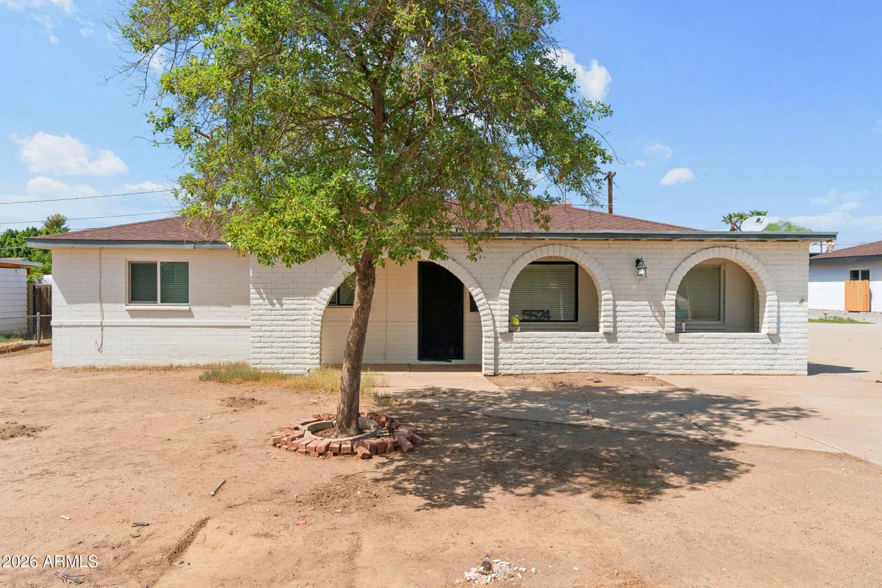 5624 N 30th Dr., Phoenix, AZ 85017