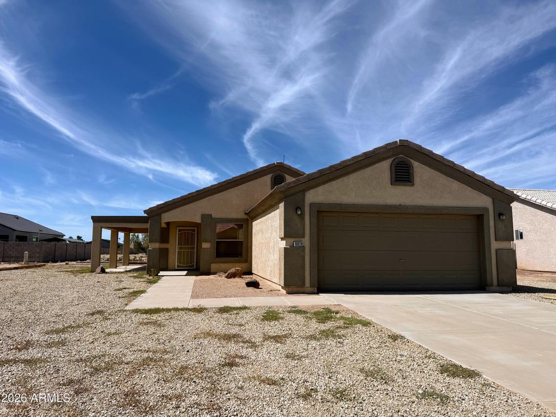 9828 W Lapaz Ln., Arizona City, AZ 85123