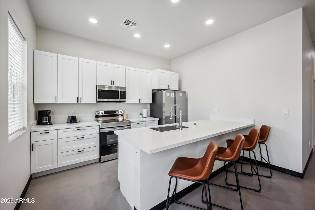 4132 N 11th St., Phoenix, AZ 85014