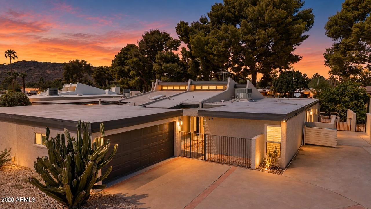118 W Tam Oshanter Dr., Phoenix, AZ 85023