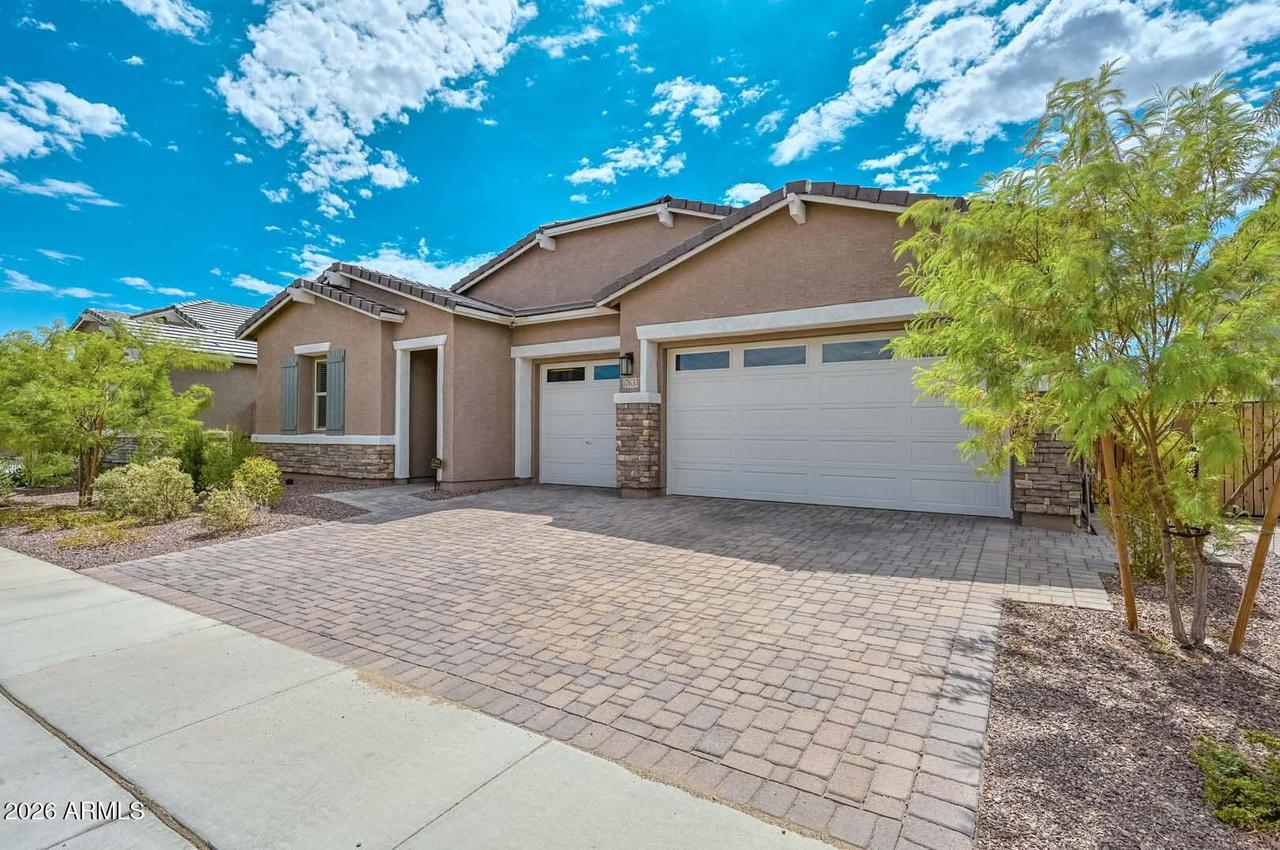 17633 W Running Deer Tr., Surprise, AZ 85387