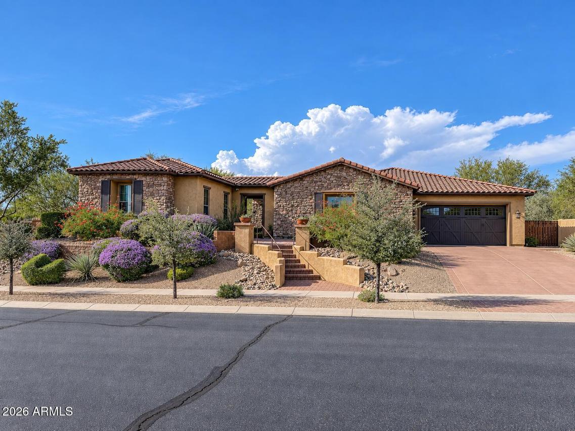 1522 W Horsetail Tr., Phoenix, AZ 85085