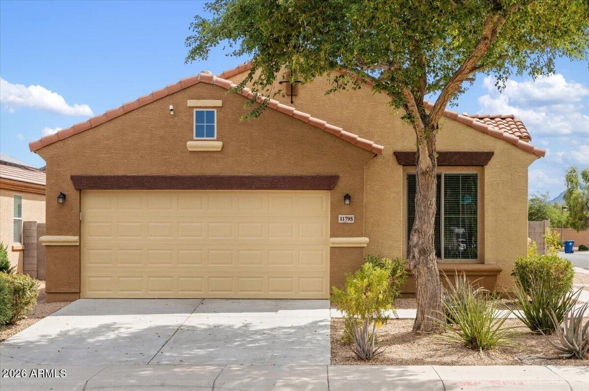 11795 W Davis Ln., Avondale, AZ 85323