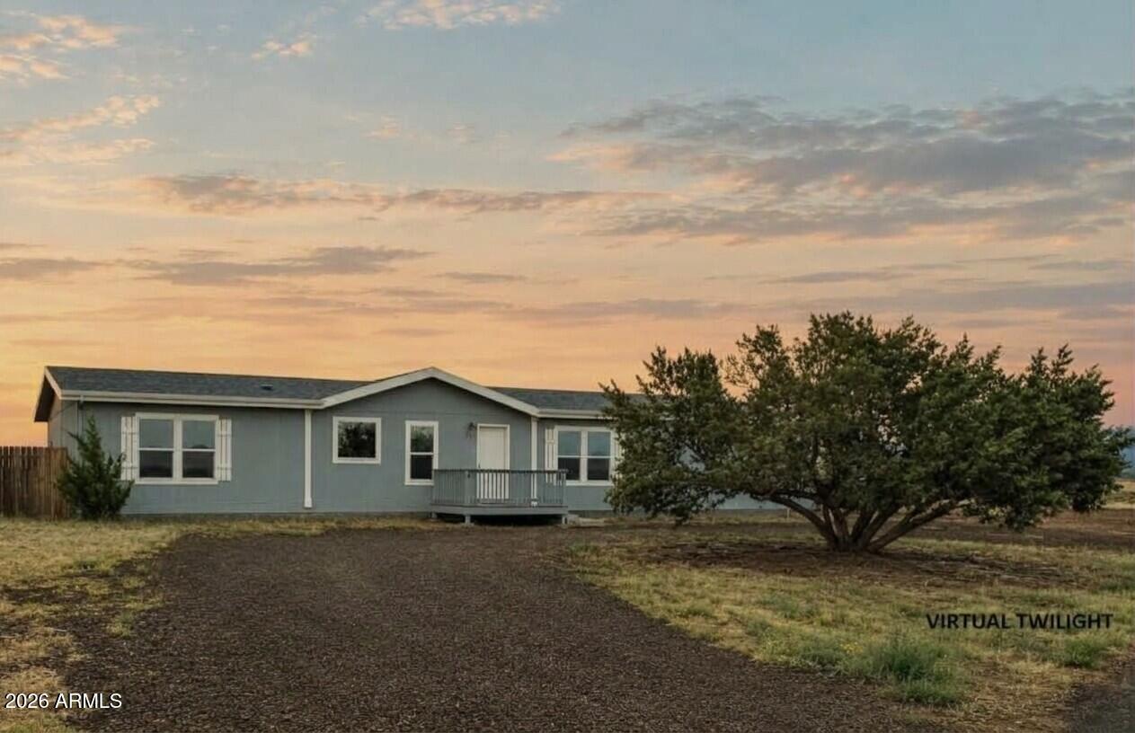 1137 W Mountain View Dr., Taylor, AZ 85939