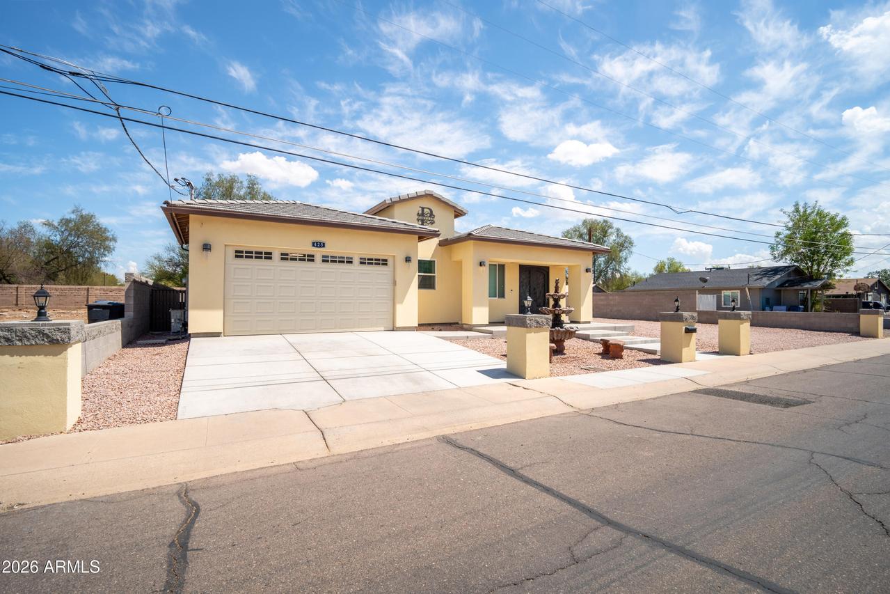 425 S Hidalgo Rd., Chandler, AZ 85225