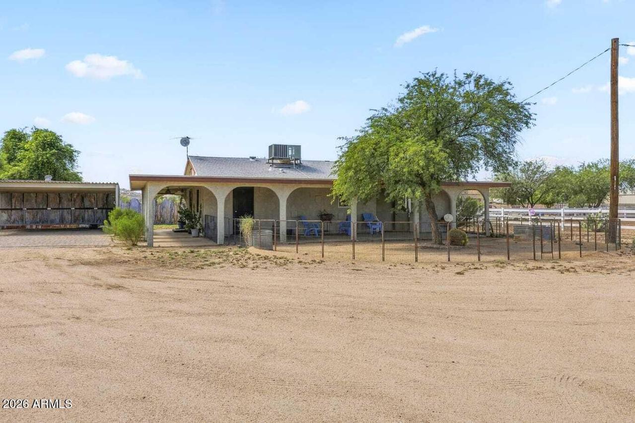 35929 N 7th St., Phoenix, AZ 85086