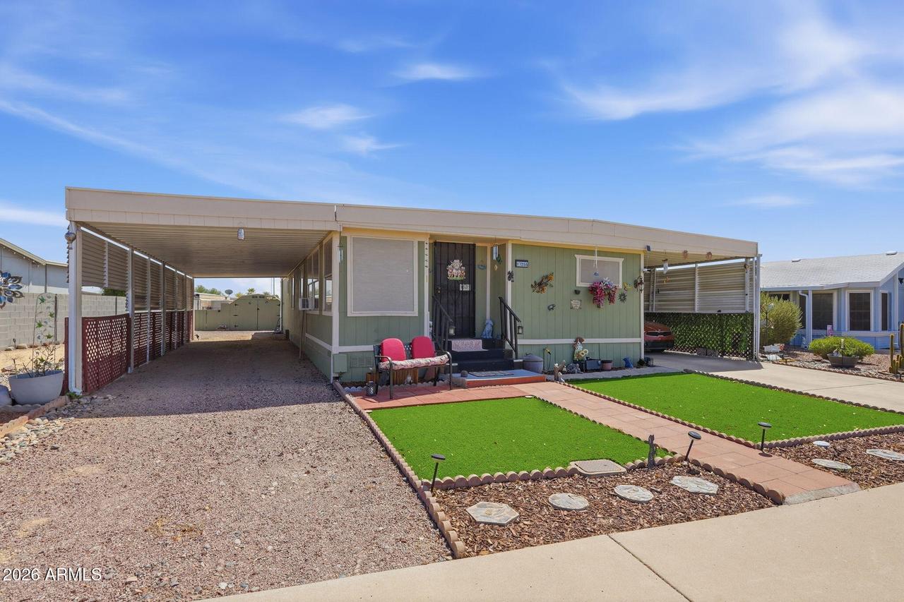 17255 N 66th Dr., Glendale, AZ 85308