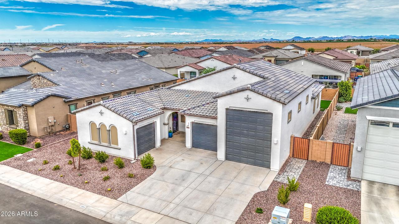 3964 E Kenley Ln., San Tan Valley, AZ 85143