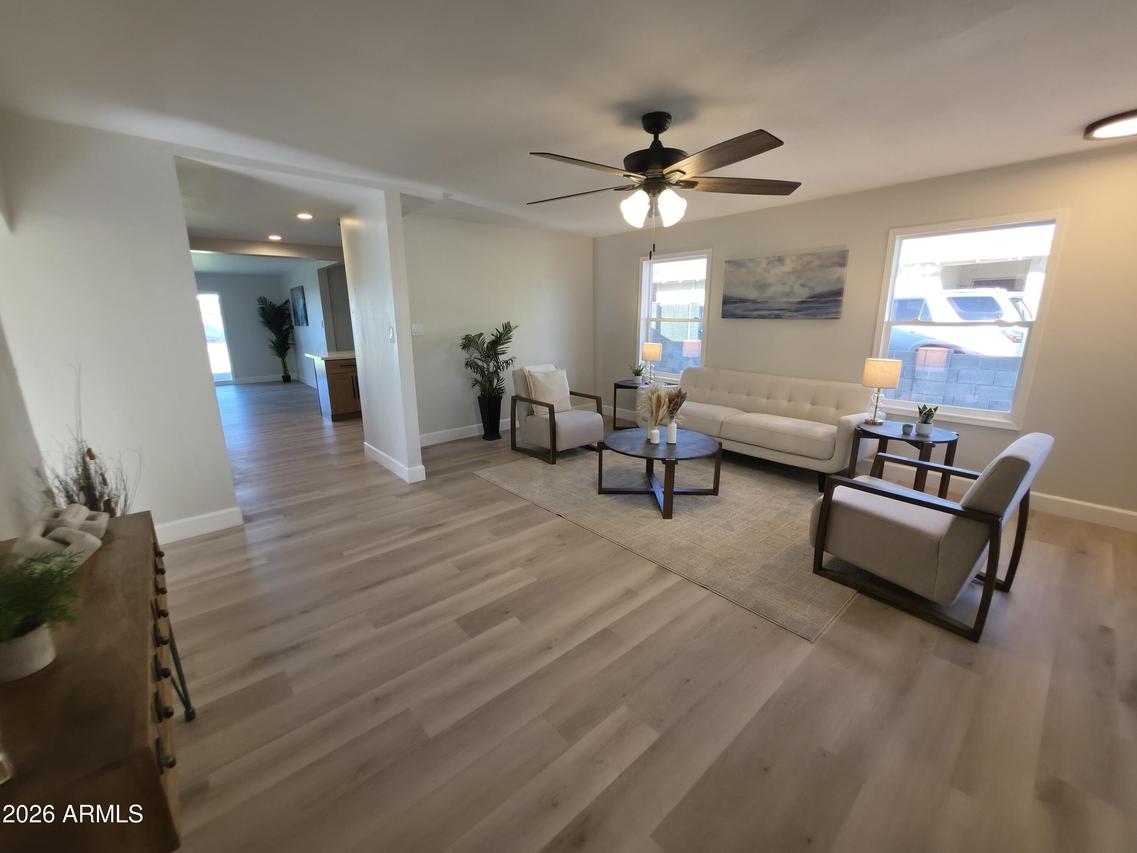 2710 E Amelia Ave., Phoenix, AZ 85016