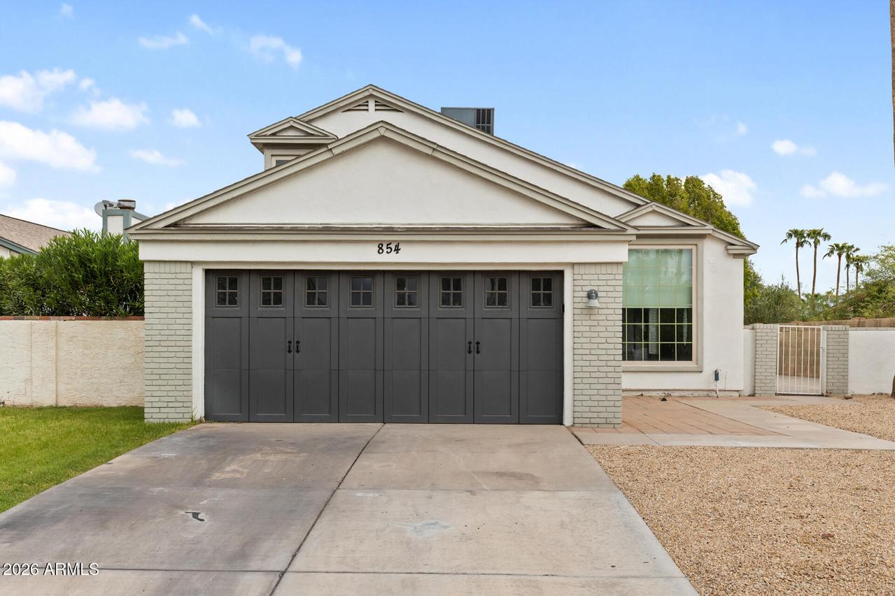 854 E Manor Dr., Chandler, AZ 85225