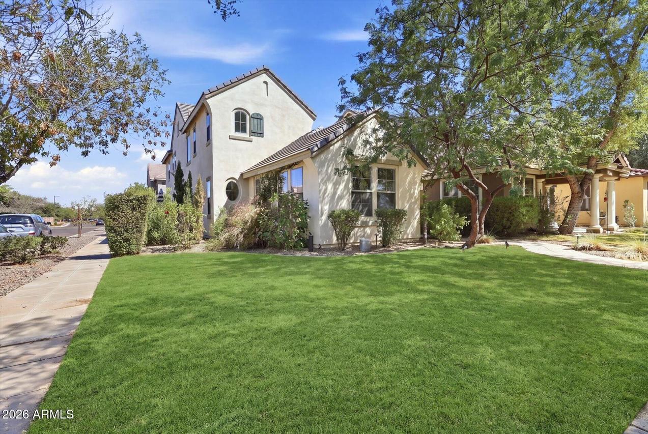 15439 W Dreyfus St., Surprise, AZ 85379