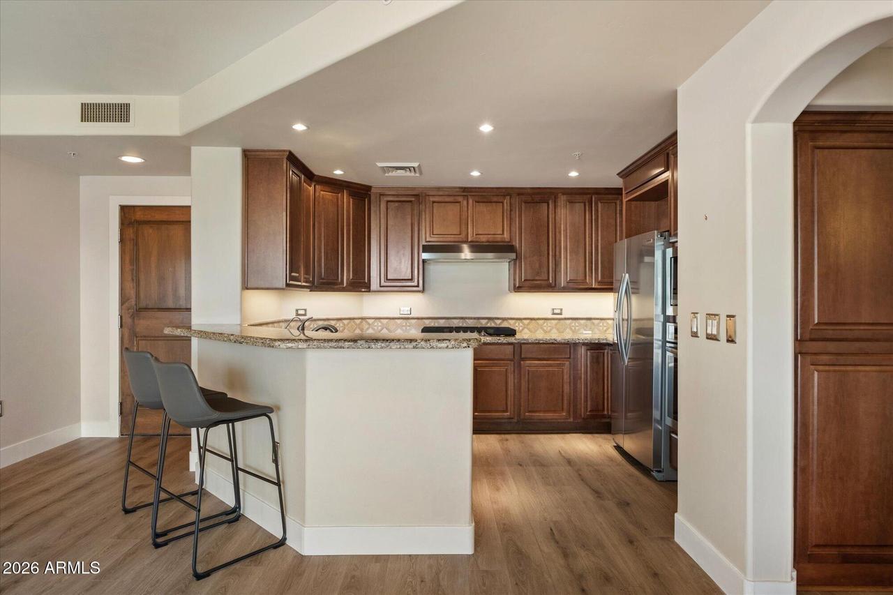15802 N 71st St. #203, Scottsdale, AZ 85254