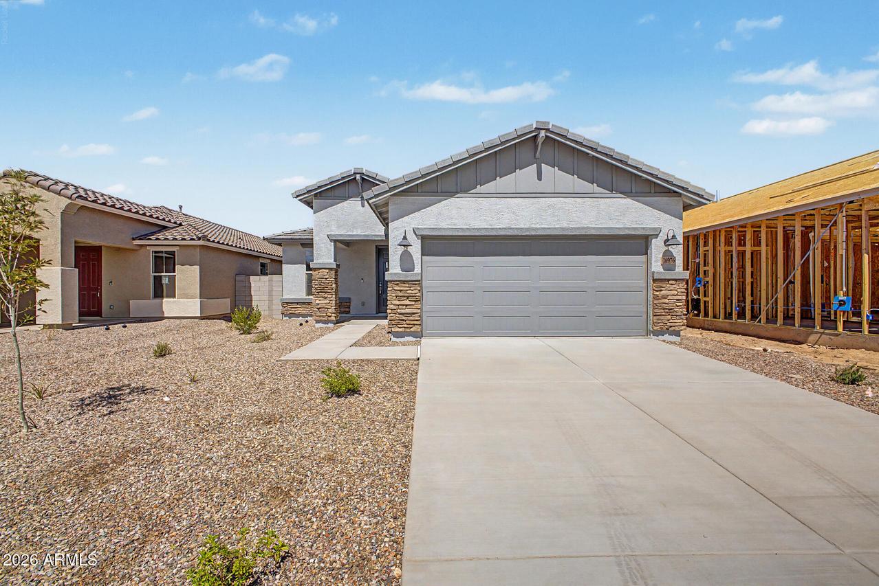 16976 W Buckhorn Tr., Surprise, AZ 85387