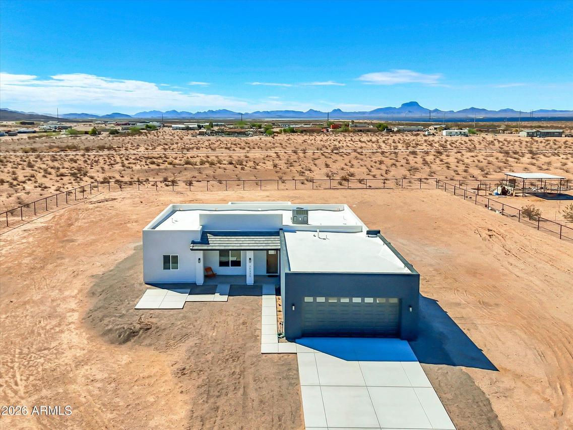 35335 W Mcneil St., Arlington, AZ 85322