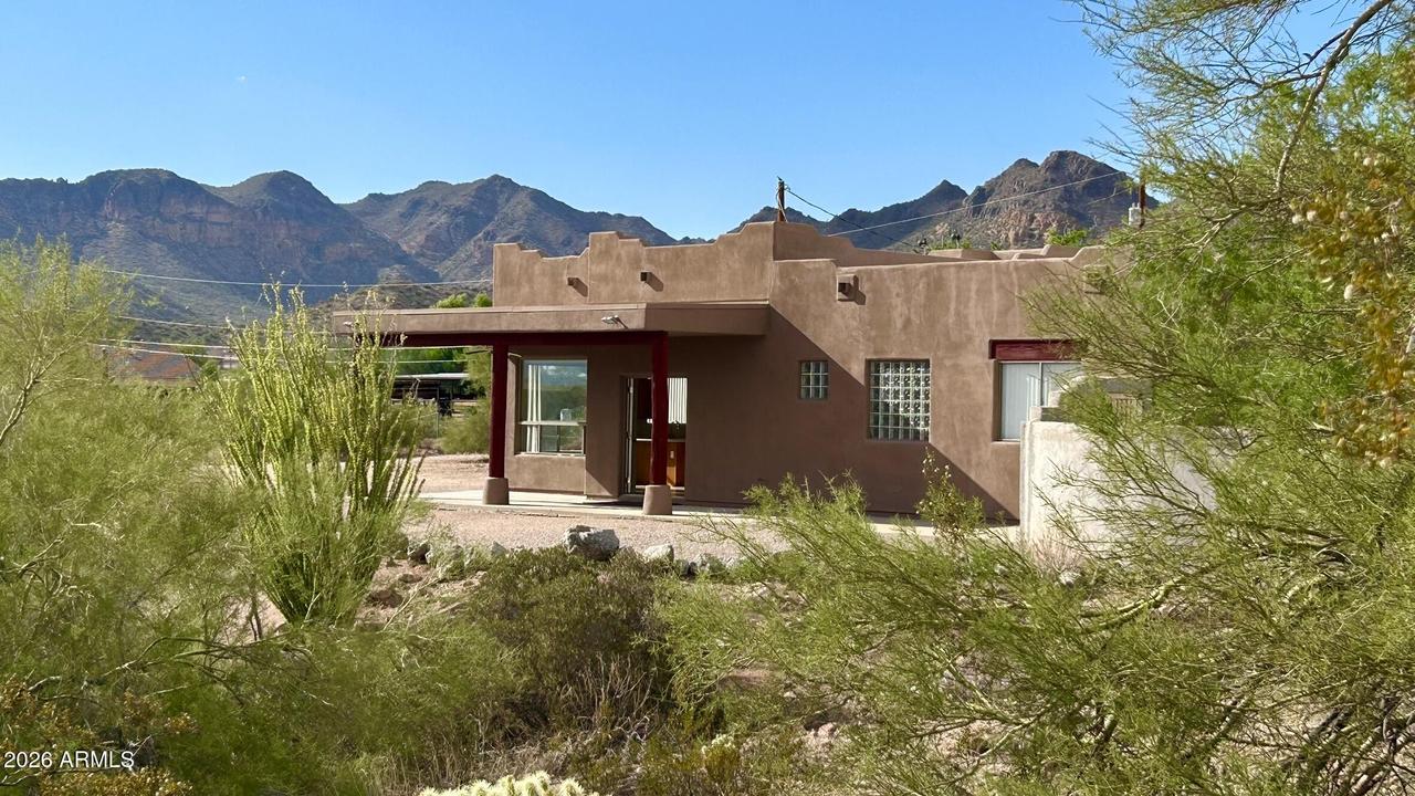 1437 W Saddle Butte St., Apache Junction, AZ 85120