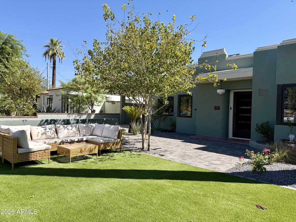2209 N 12th Ave., Phoenix, AZ 85007
