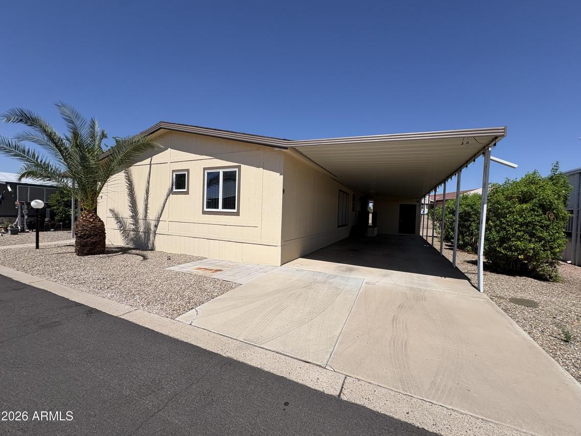 652 S Ellsworth Rd. #9, Mesa, AZ 85208