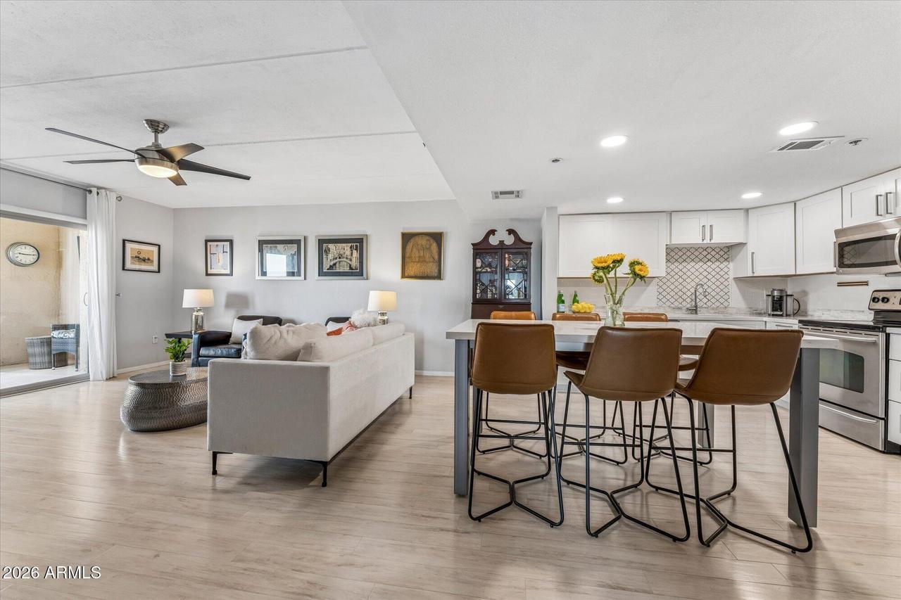 7950 E Camelback Rd. #704, Scottsdale, AZ 85251