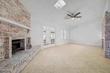 18431 N 3rd Ave., Phoenix, AZ 85023