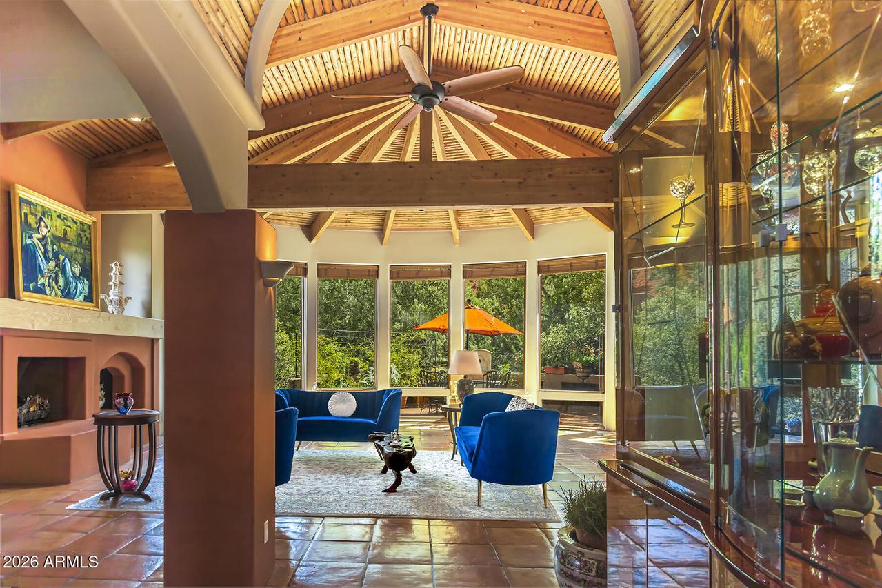 300 Acacia Dr., Sedona, AZ 86336