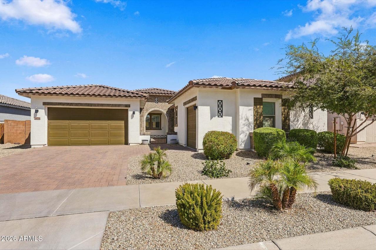 14054 W Desert Hollow Dr. #1, Surprise, AZ 85387