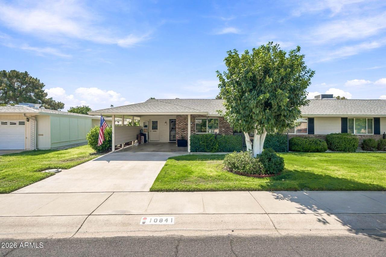 10841 W Hatcher Rd., Sun City, AZ 85351