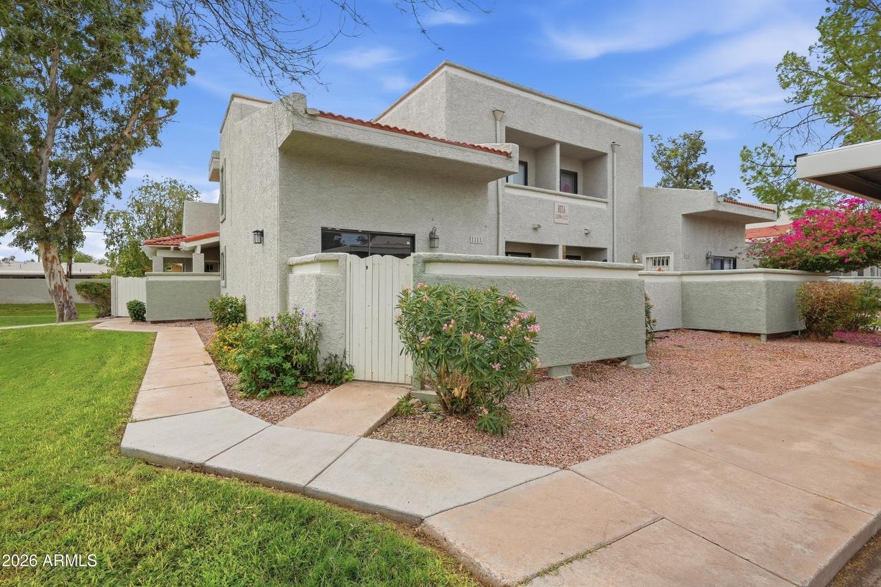 850 S River Dr. #1111, Tempe, AZ 85281