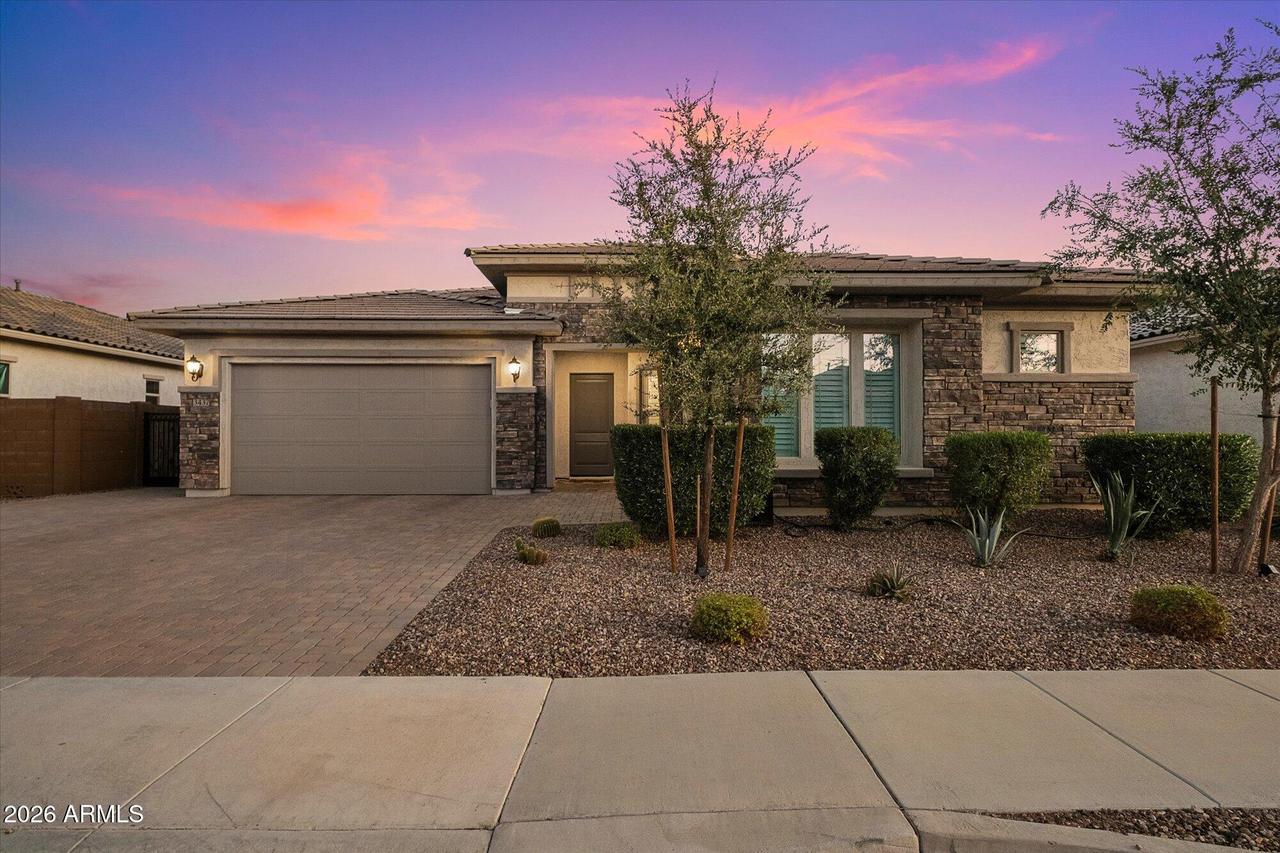 3437 E Daley Ln., Phoenix, AZ 85050