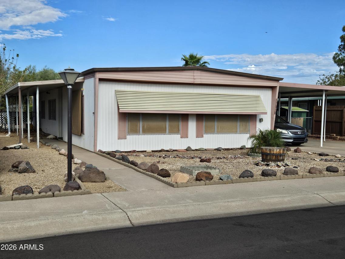17018 N 66th Dr., Glendale, AZ 85308