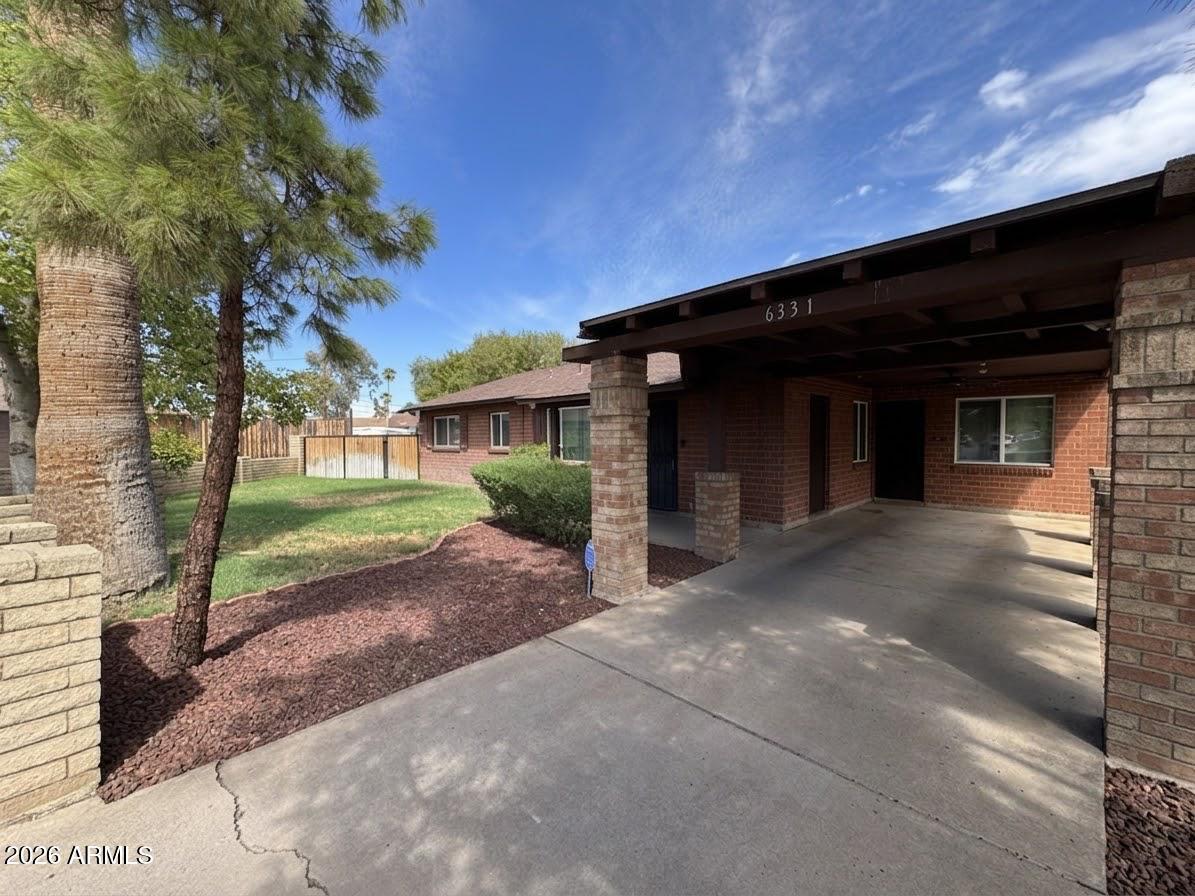 6331 N 31st Dr., Phoenix, AZ 85017