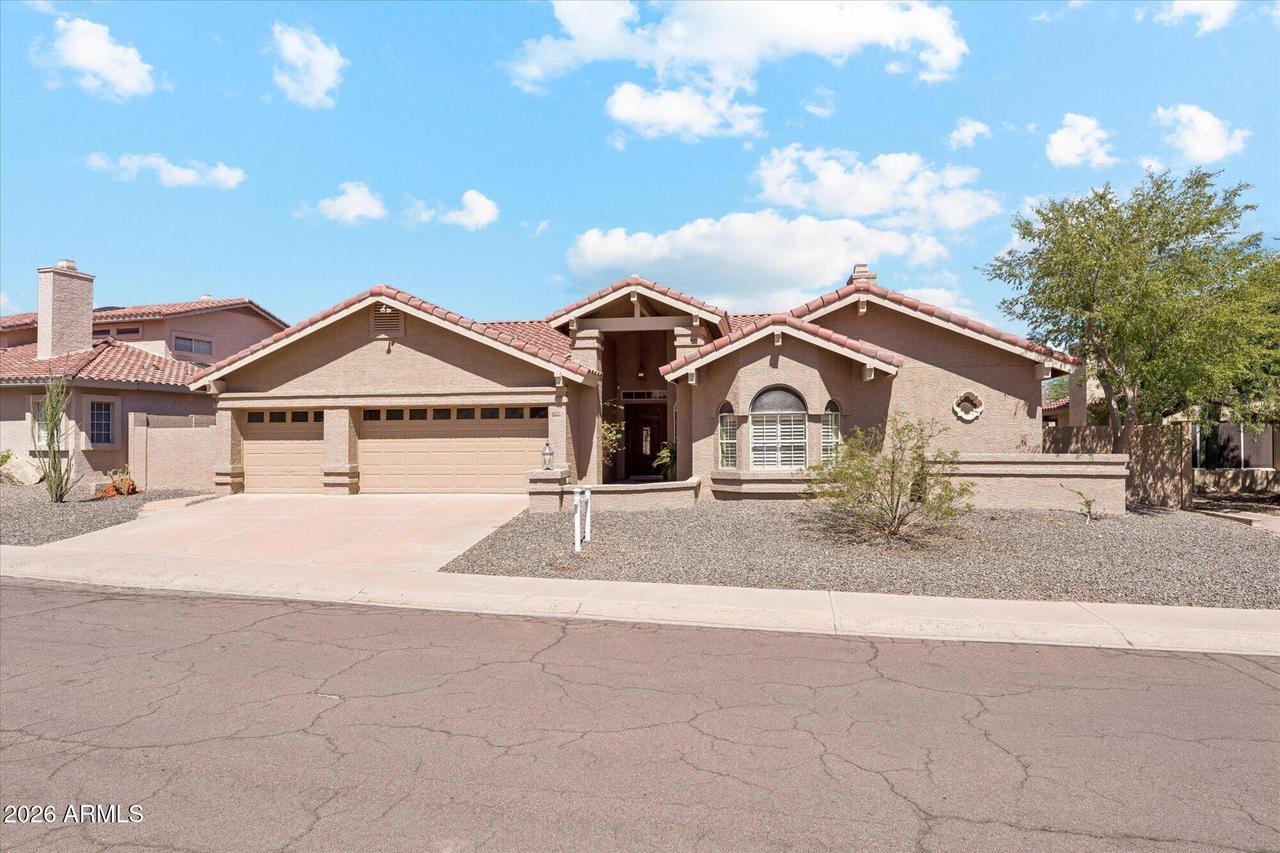 3310 E Rock Wren Rd., Phoenix, AZ 85044