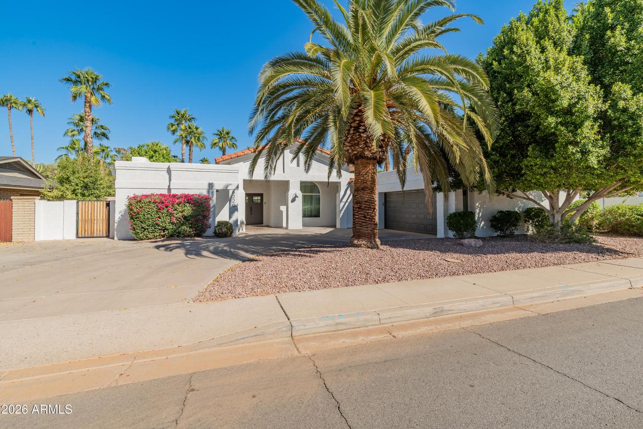 6220 E Paradise Ln., Scottsdale, AZ 85254