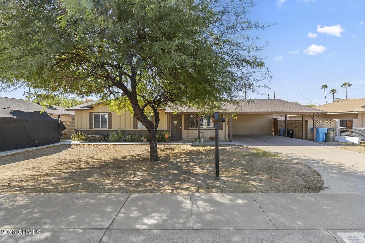 2321 W Rose Ln., Phoenix, AZ 85015