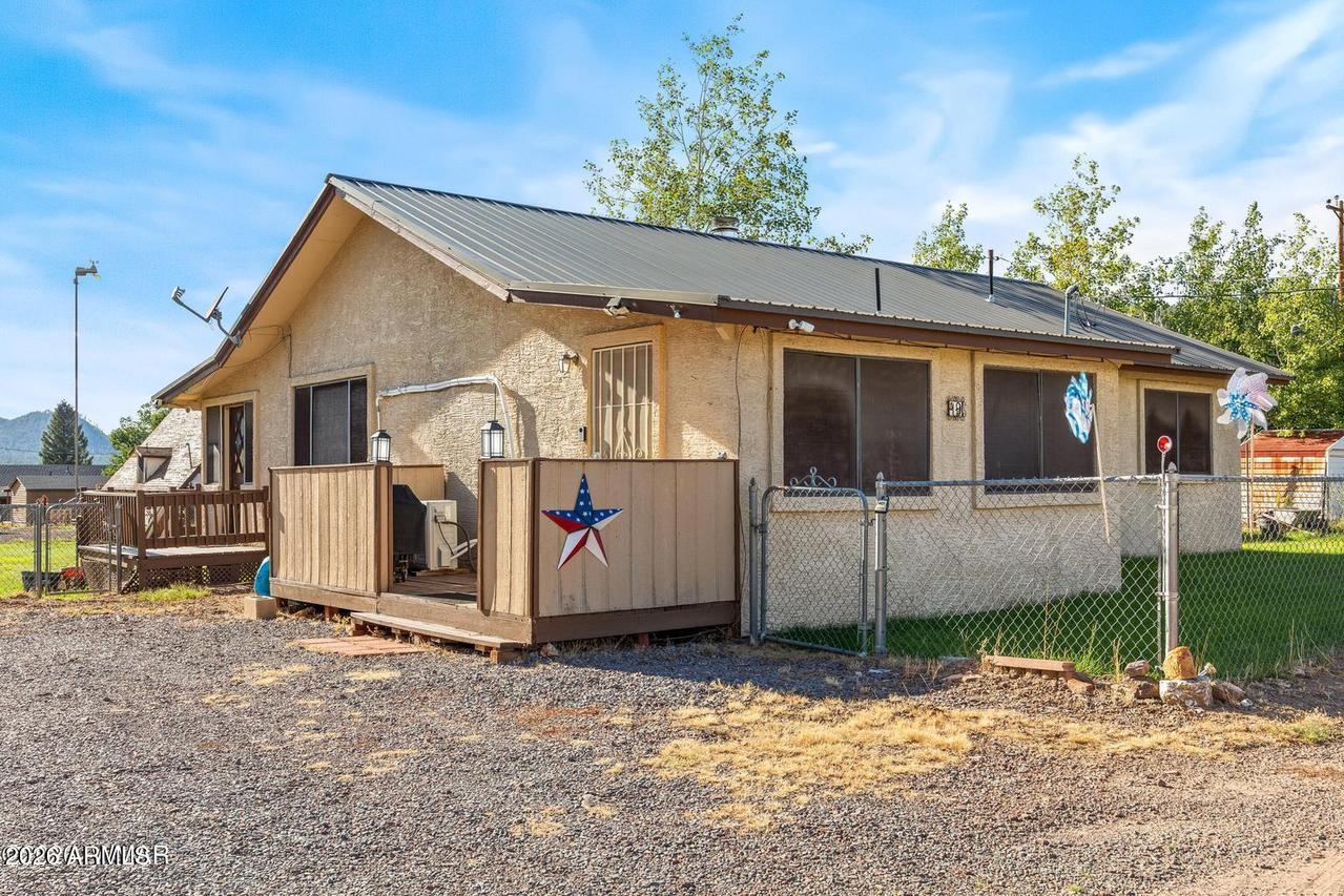 19 N County Road 2056, Alpine, AZ 85920