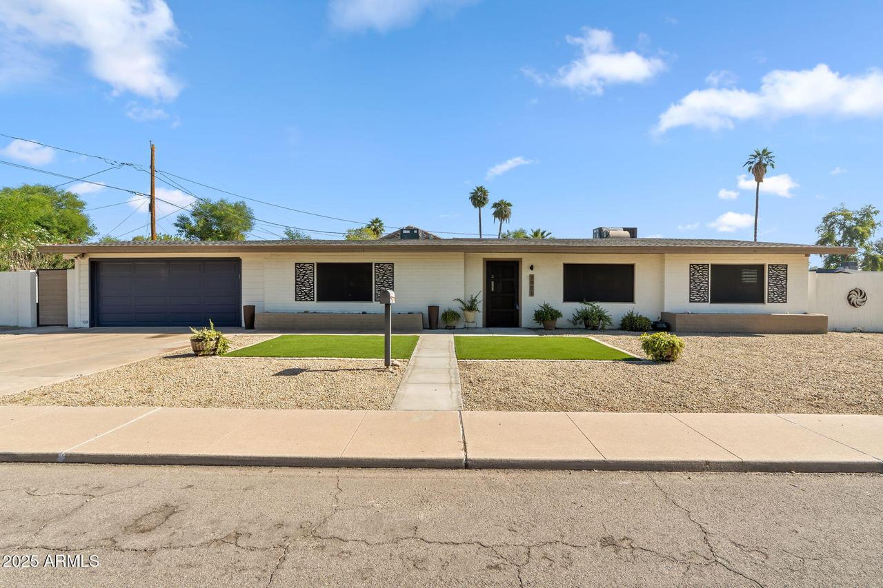 3901 N 19th St., Phoenix, AZ 85016