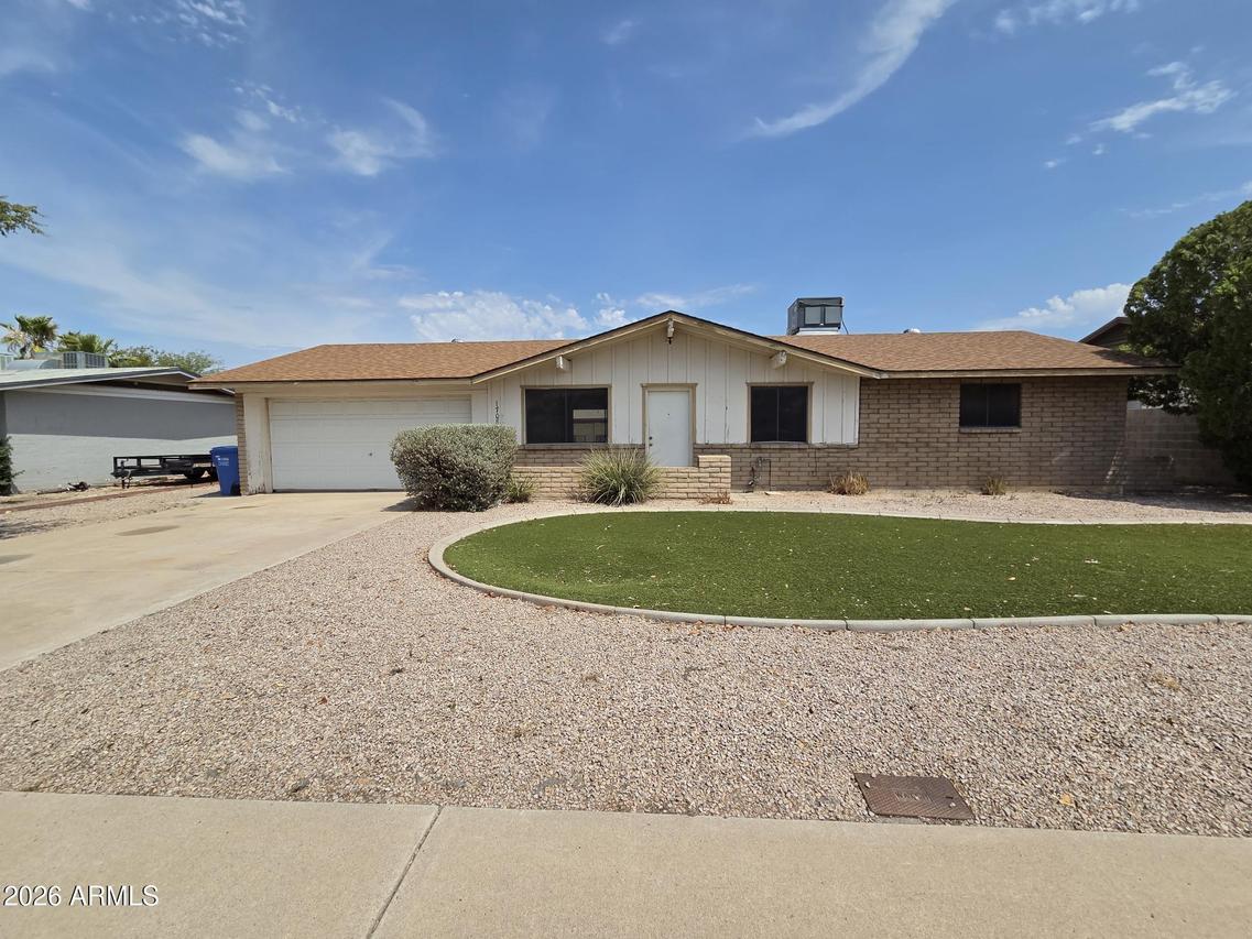 1708 W Michelle Dr., Phoenix, AZ 85023