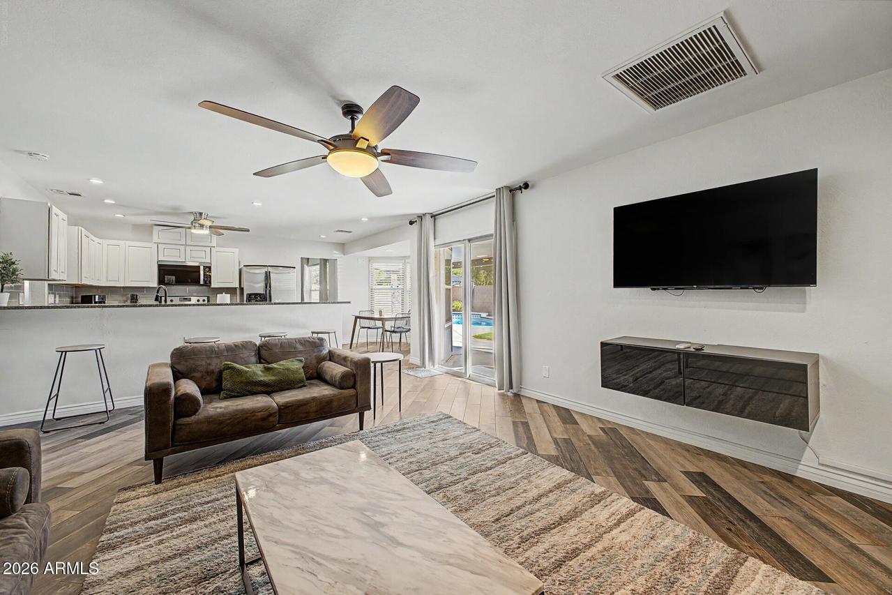 4145 W Meadow Dr., Glendale, AZ 85308