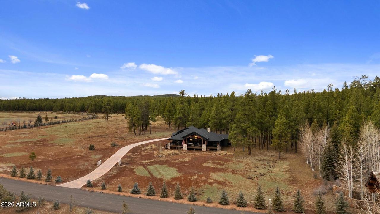 405 E Foxboro Rd., Munds Park, AZ 86017