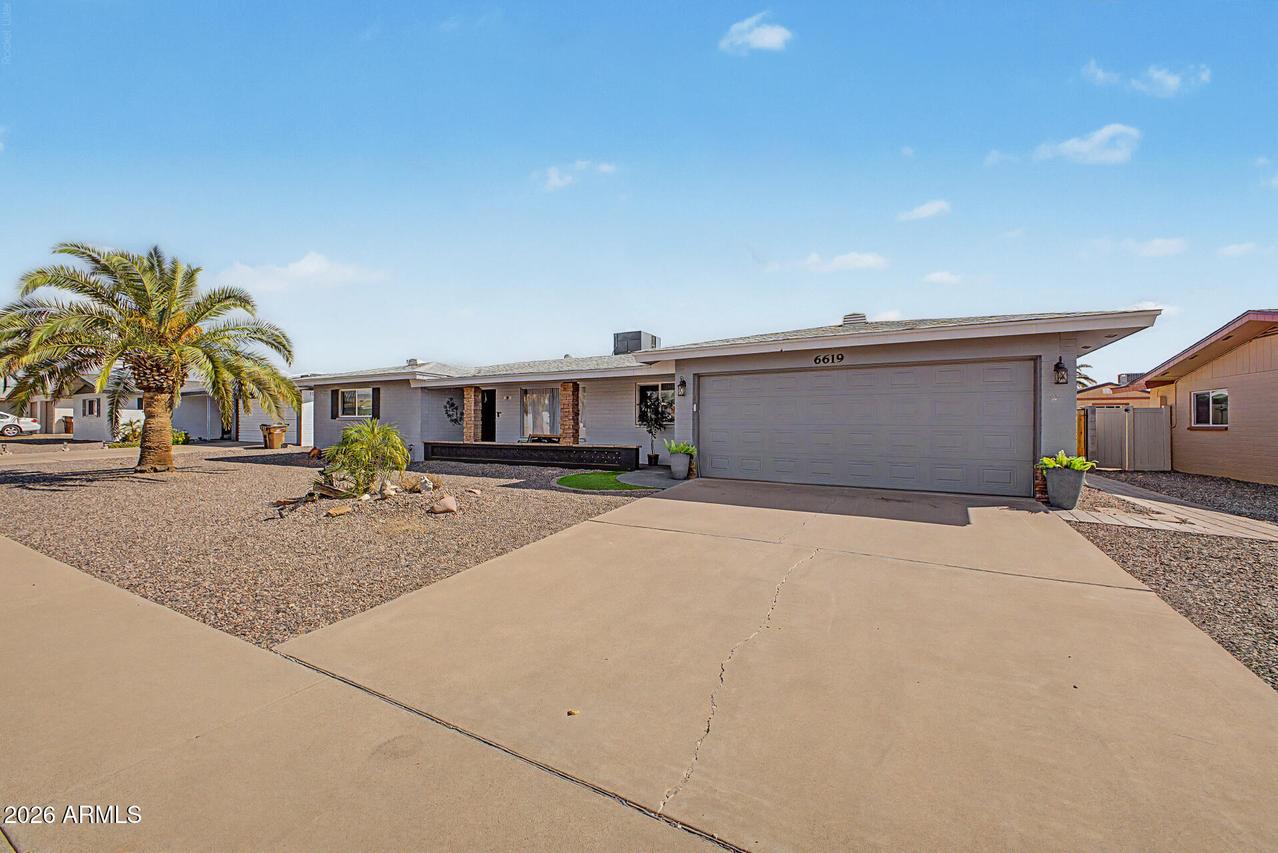 6619 E Ellis St., Mesa, AZ 85205