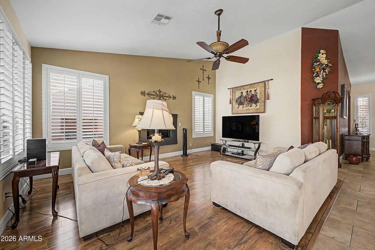 7134 E Lobo Ave., Mesa, AZ 85209