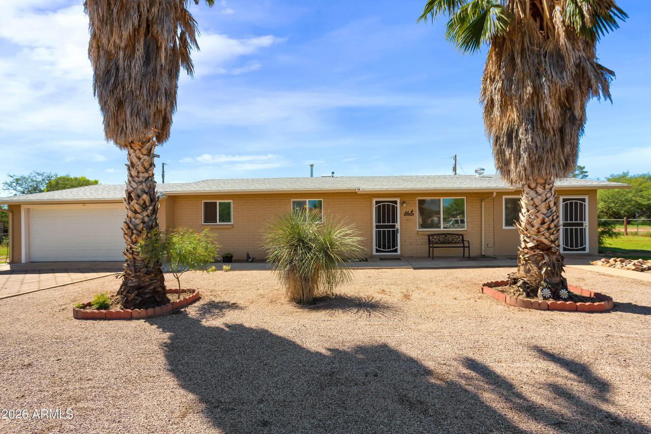 150 E Oak St., Huachuca City, AZ 85616