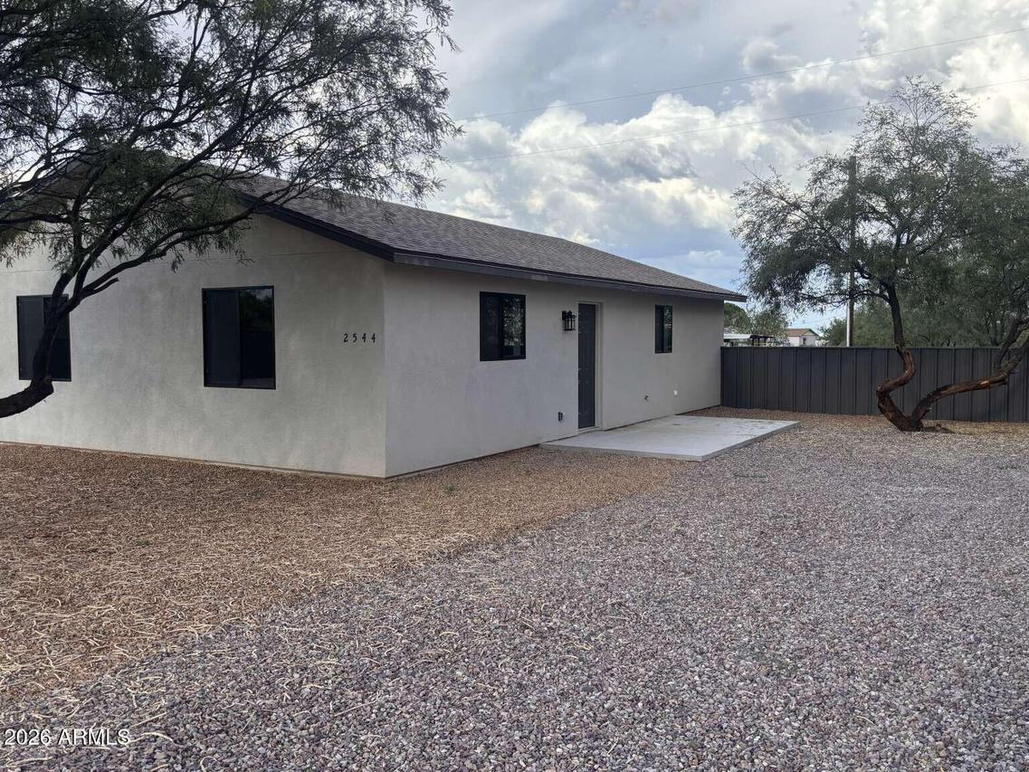 2544 N Calle Segundo, Huachuca City, AZ 85616