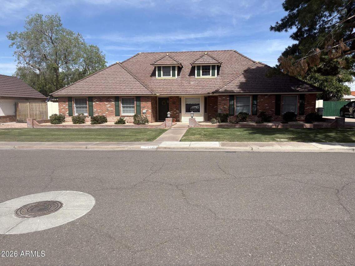 2340 E Jasmine St., Mesa, AZ 85213