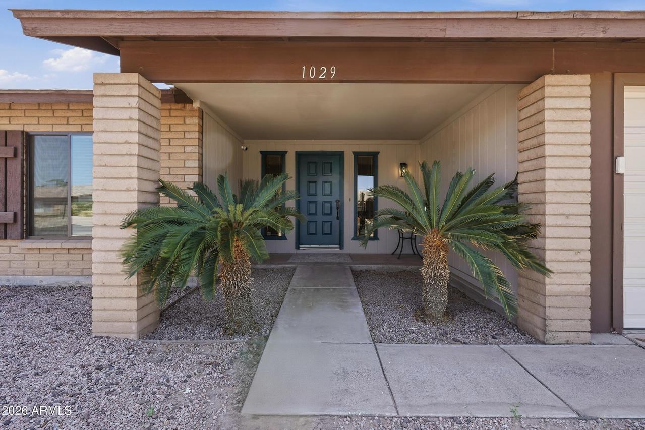 1029 W Carter Dr., Tempe, AZ 85282