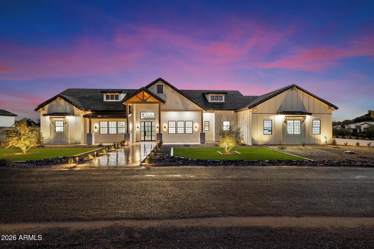 8125 E Redberry, Mesa, AZ 85207
