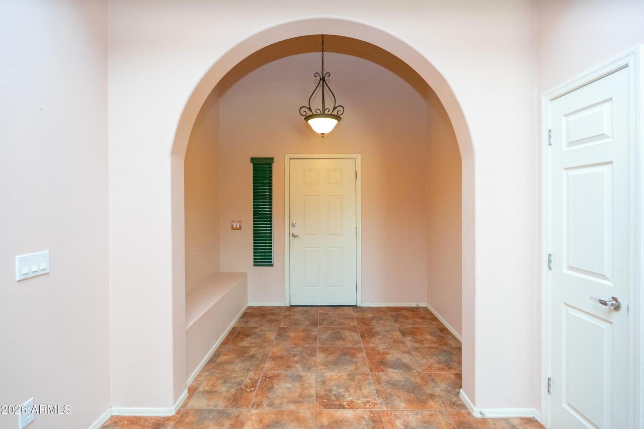 9374 S Avenida Mochuelo, Vail, AZ 85641