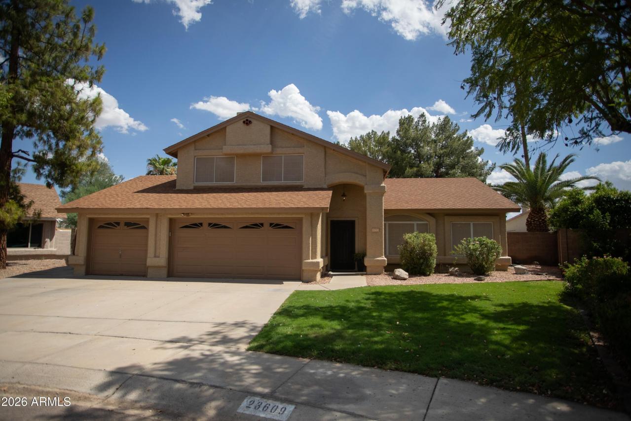 23609 N 43rd Dr., Glendale, AZ 85310