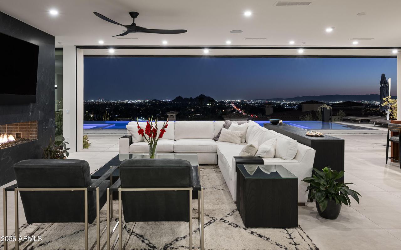 4725 N 56th St., Phoenix, AZ 85018