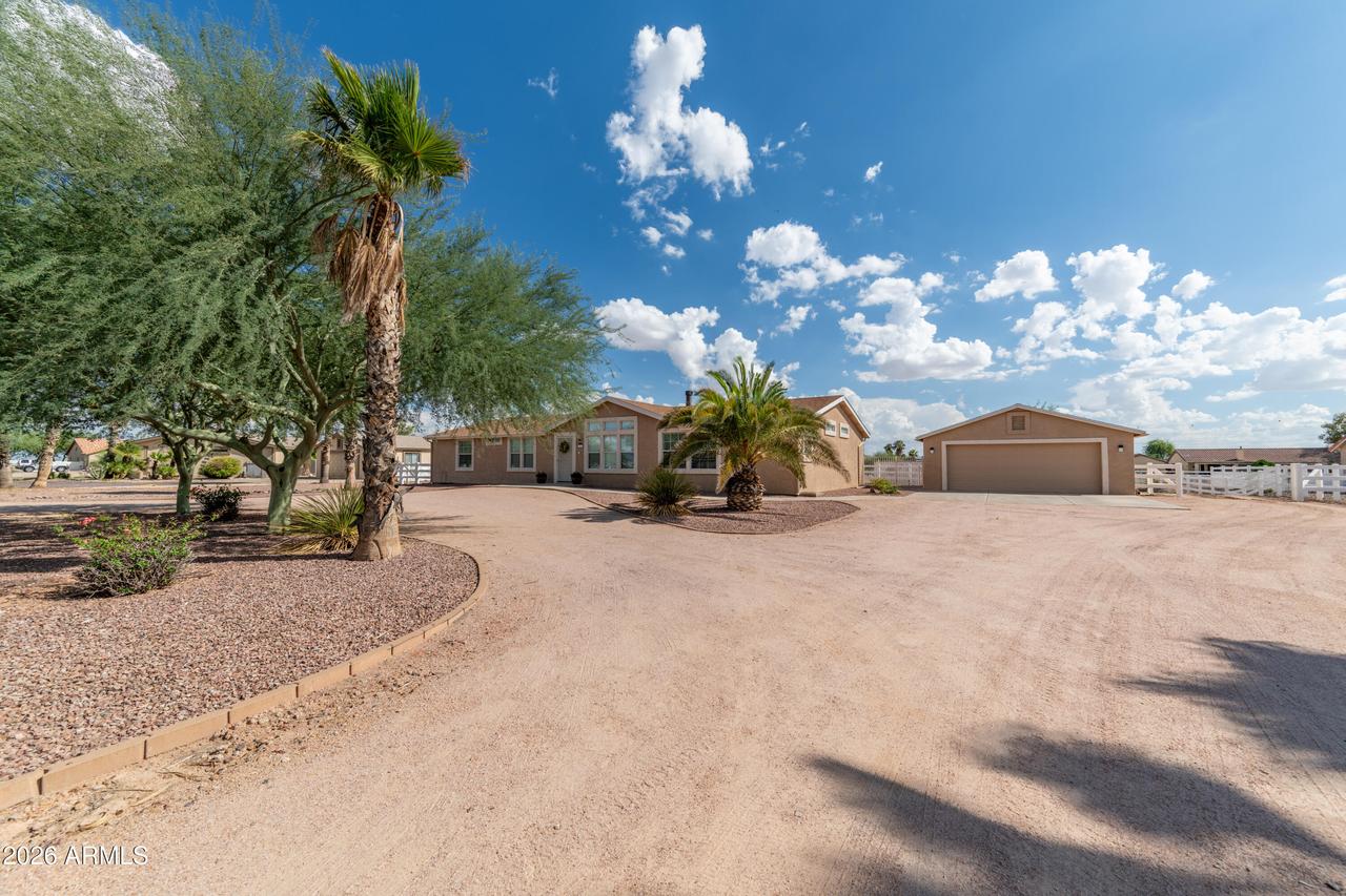 10037 E Twin Spurs Ln., Florence, AZ 85132