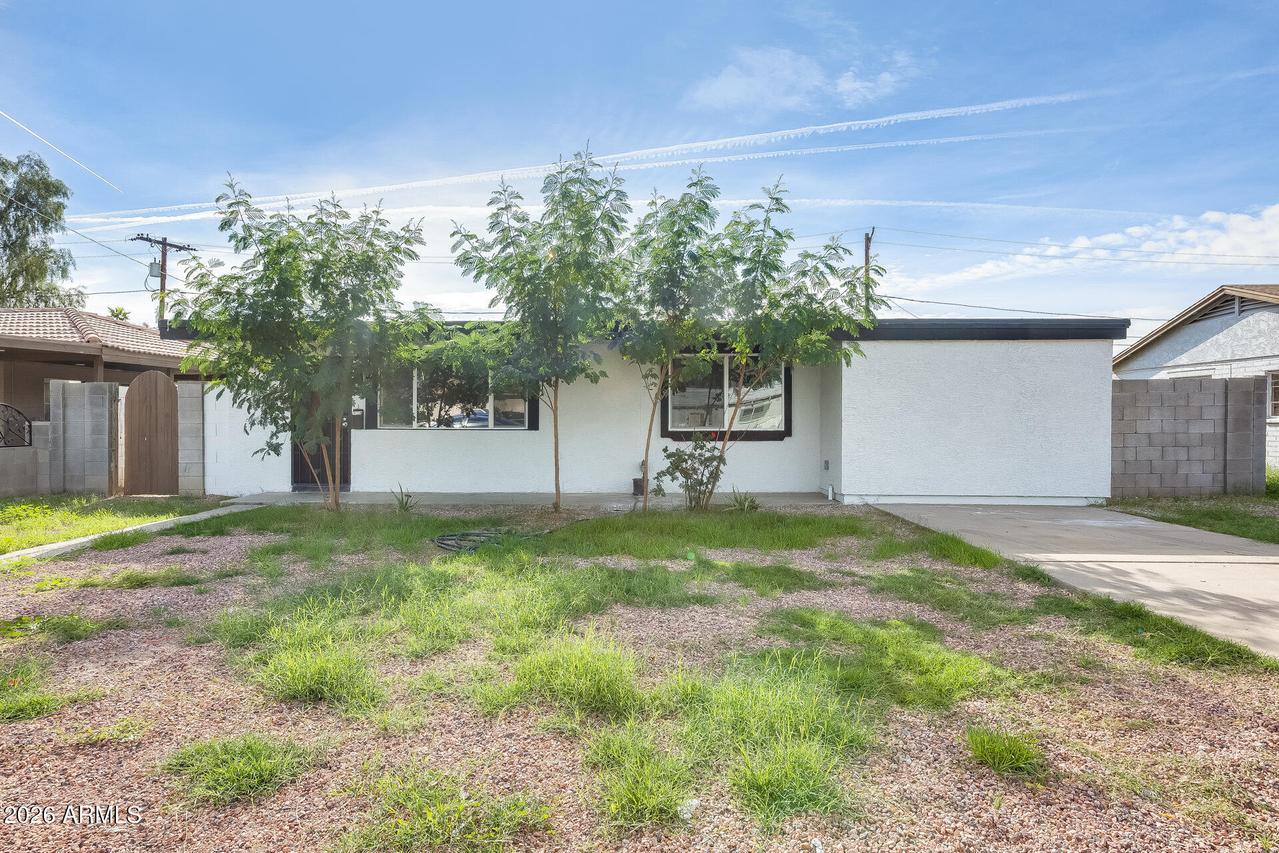 2739 W Hazelwood St., Phoenix, AZ 85017